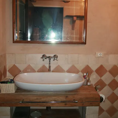 Galluzzo Ancient Country Bed & Breakfast