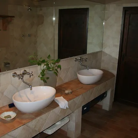 Galluzzo Ancient Country Bed & Breakfast